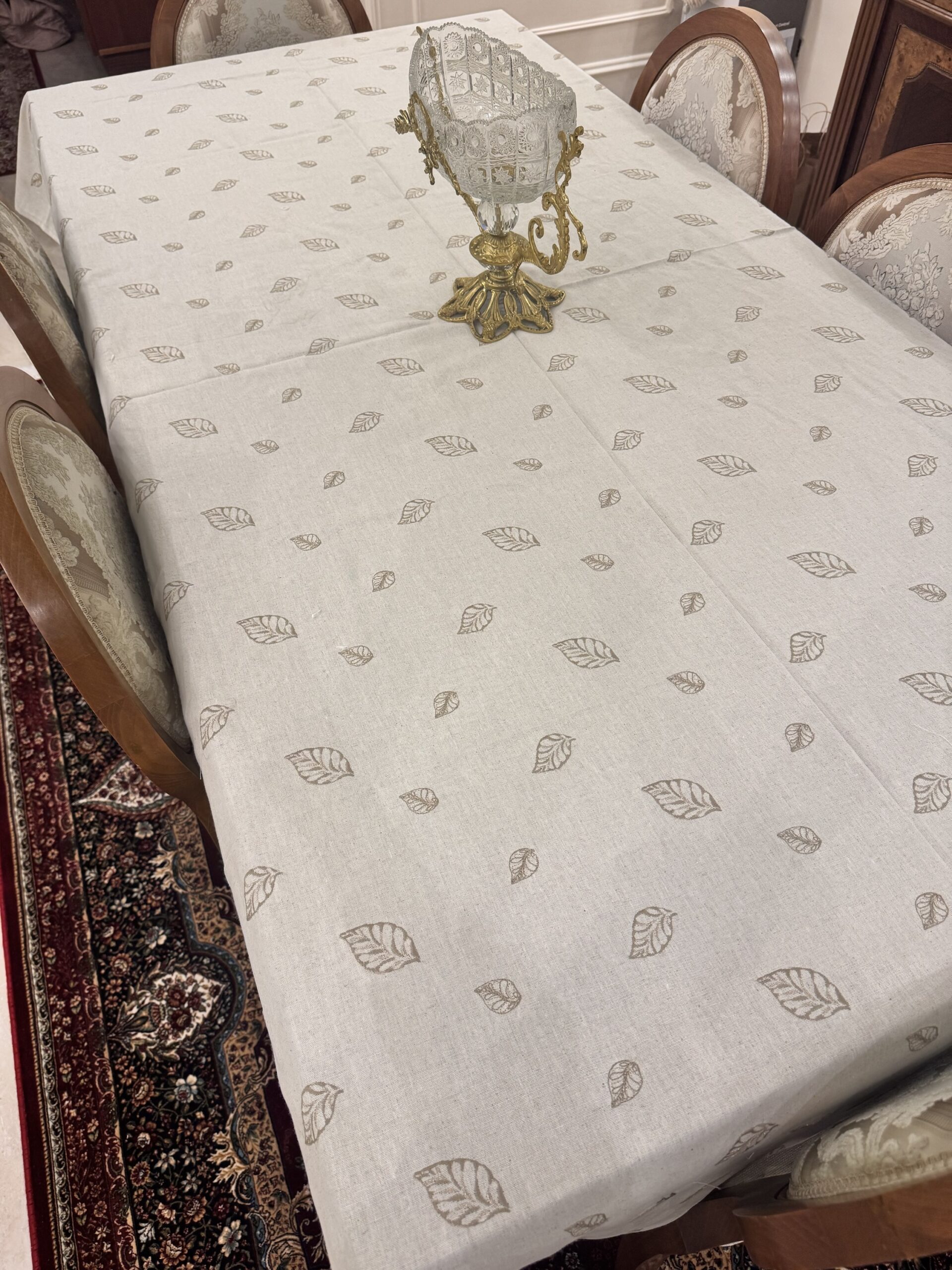 Linen Soft Bloom Table Runner